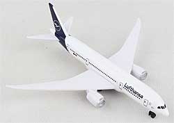 Toys: Lufthansa Boeing B787 Dreamliner Die Cast Toy Model